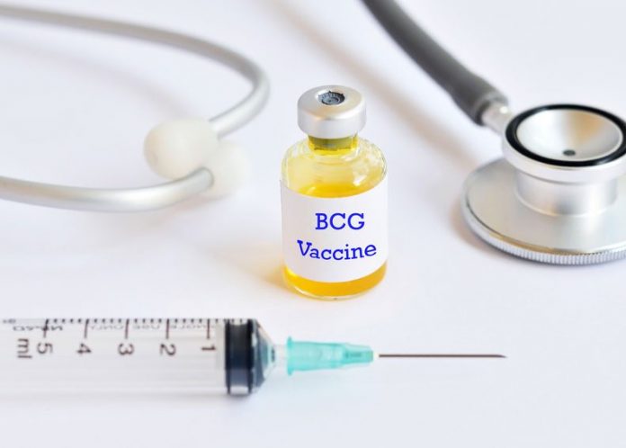 A BCG VÉDŐOLTÁS SZEREPE A COVID-19 ELLENI KÜZDELEMBEN